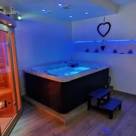 Apartment 2 Schlafzimmer, Whirlpool, Sauna Und Netflix-projektor Garmisch-Partenkirchen